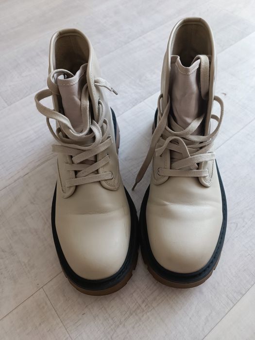 Ботинки женские Zara,42 размер