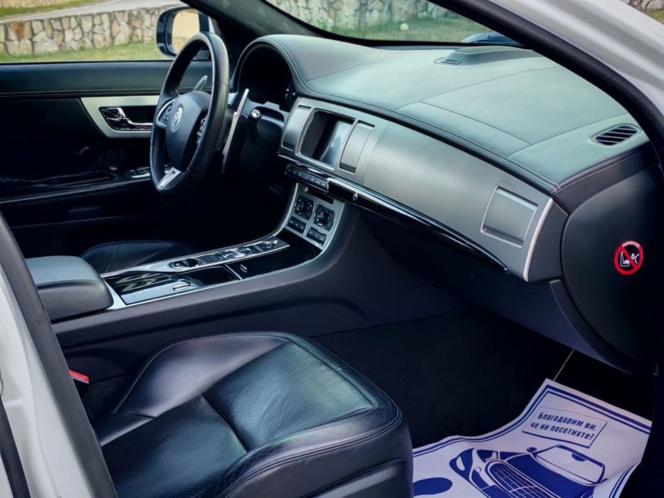 Продавам JAGUAR XF 3.0 SUPERCHARGED цял за части!