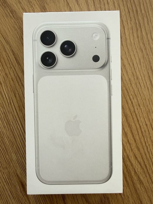 Vând iPhone 17 Pro 256GB Silver – SIGILAT