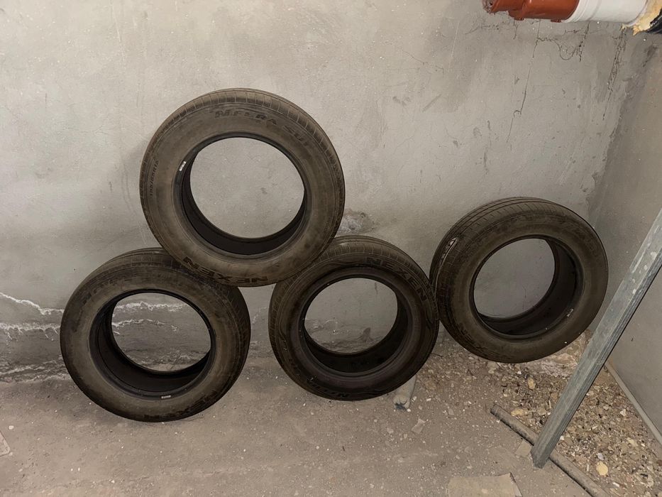 продается покрышки