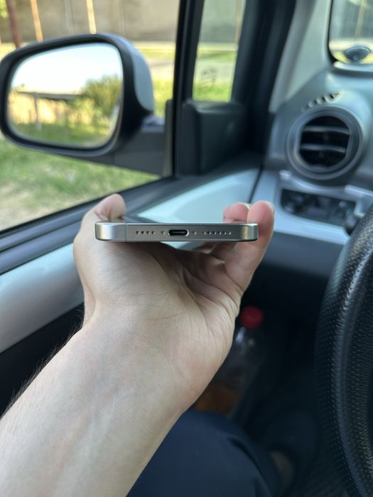 Iphone 15 Pro Max ideal