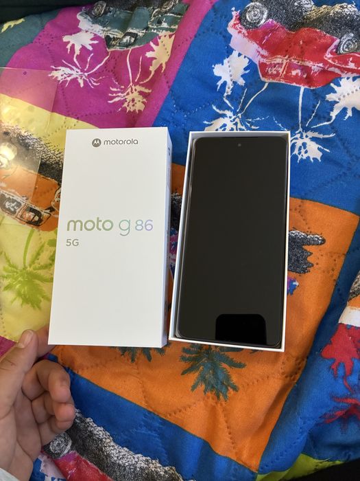 Моторола G 86  5 g