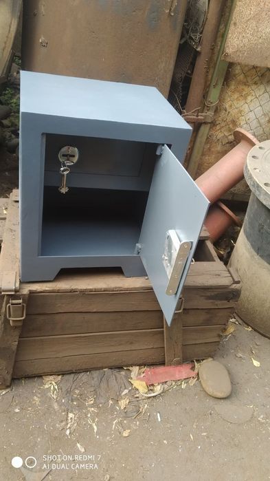 Sef sotiladi harhil turda