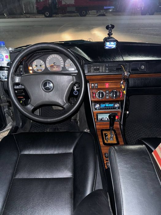 W124 sotiladi holati alo