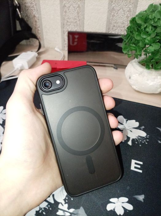 Продам айфон 7, в хорошем состоянии