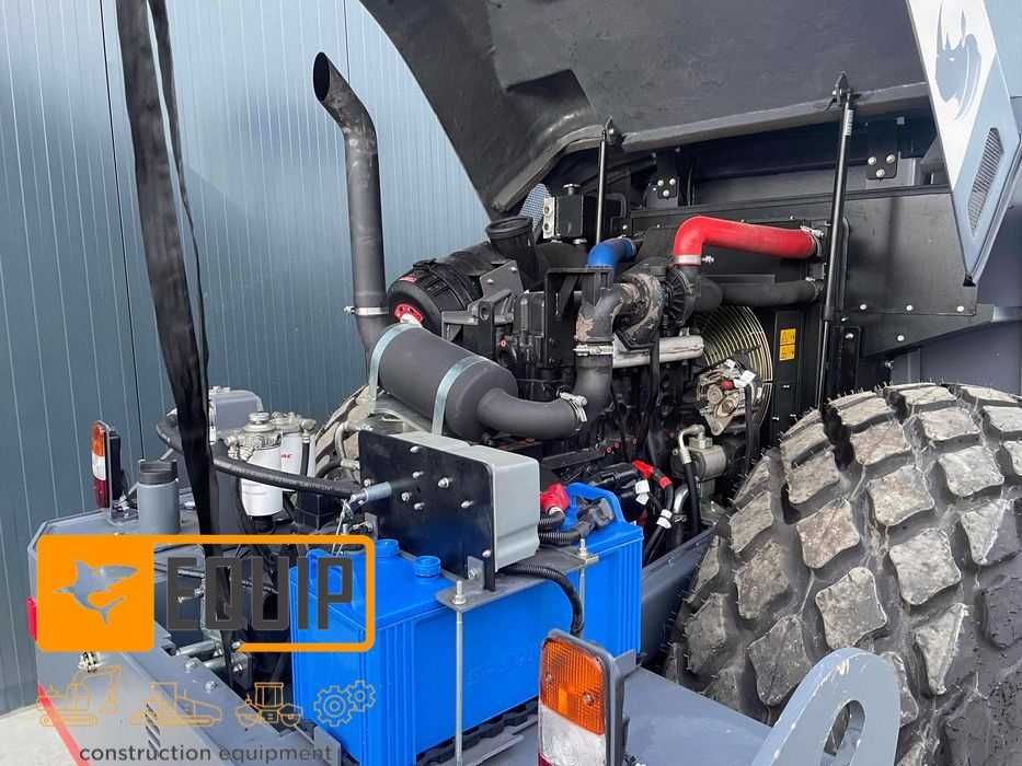 Грунтовый каток Dynapac CA305D