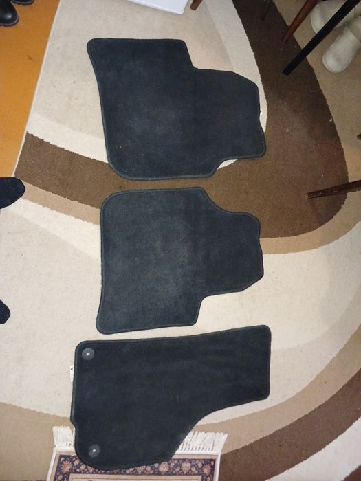 Продам полики шкода