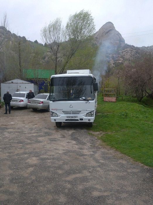 Автобус ва микроавтобус хизматлари