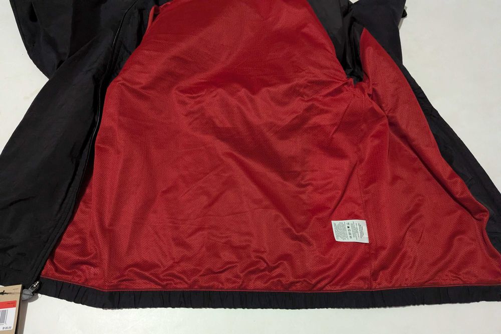 Nike Total 90 Repel Soccer мъжко водоустойчиво яке размер L от Сащ