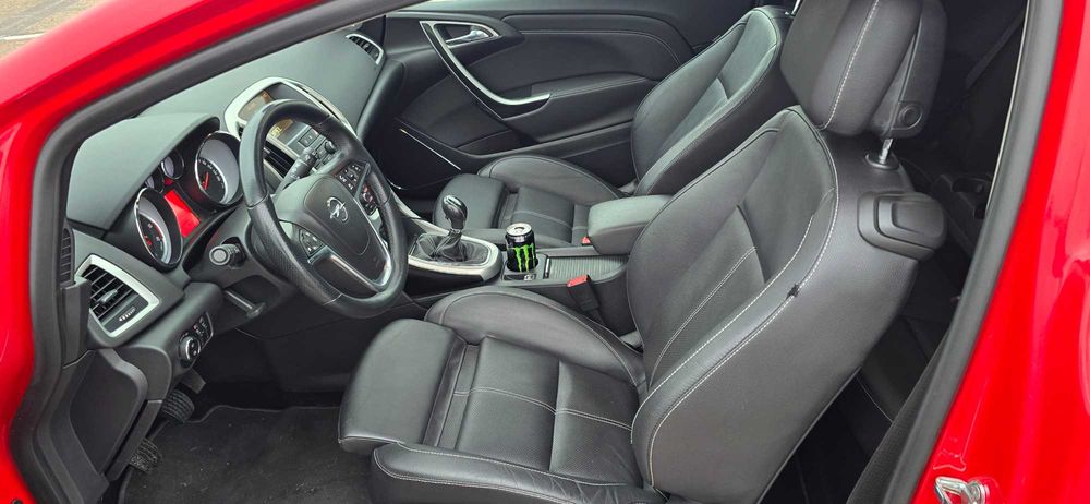 Se vinde Opel Astra GTC