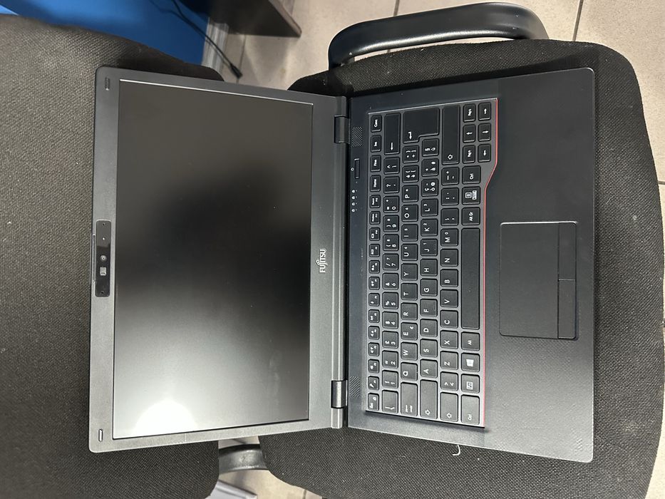 Vand fujitsu lifebook 5e14a2 i5 1145g7 16gb ssd512 made japan full hd