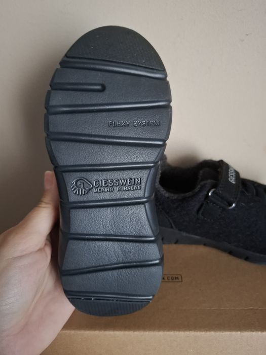 Adidasi Giesswein Merino Runners noi