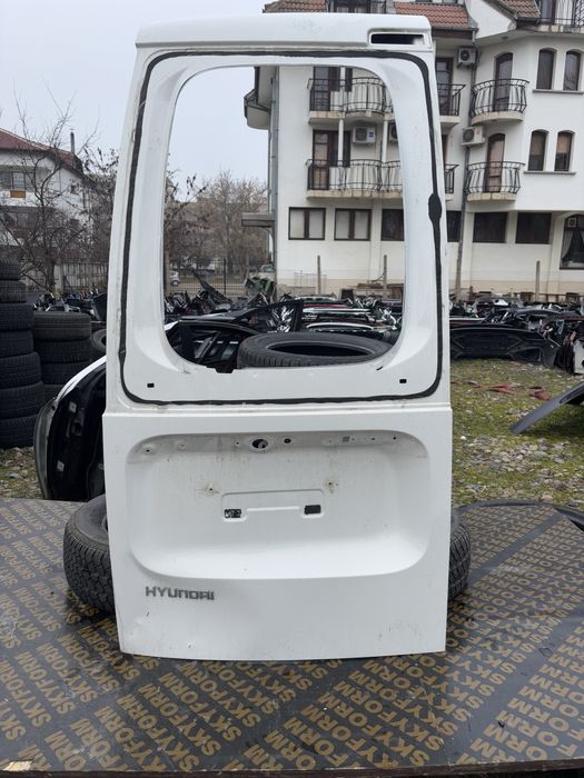 Врата Hyundai H1 H300