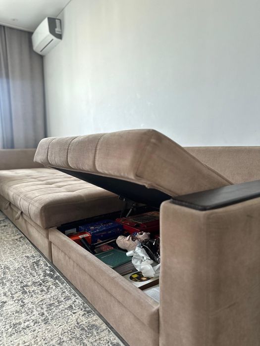 Продам диван большой