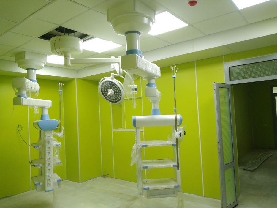 Операционная лампа двухблочная