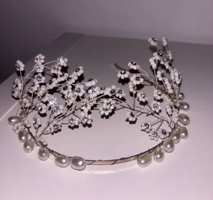 Diadema mireasa cu perle, noua