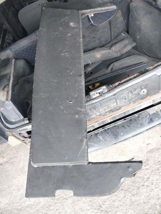 Продам на 2114  заднию  полку