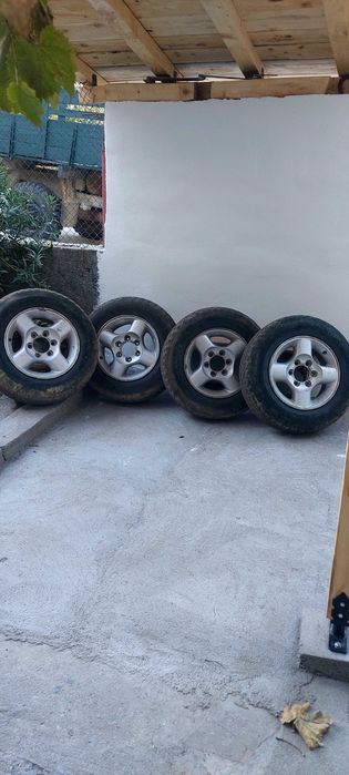 Продавам джанти за нисан терано 16"