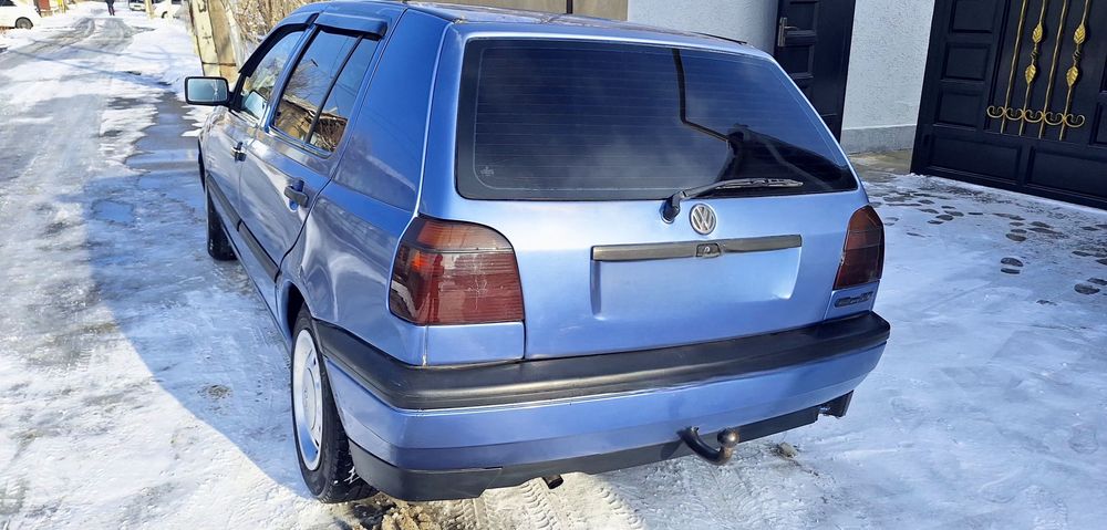 Гольф3  1993г  1.6