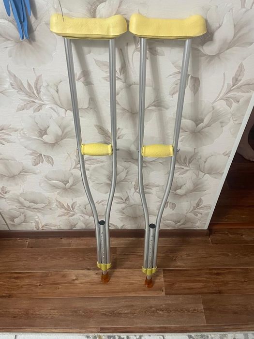 Костыли 10000 тг