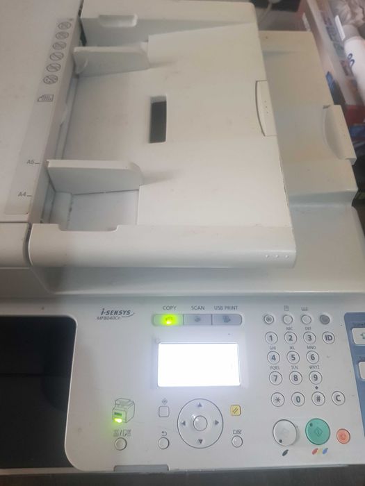 Canon i-SENSYS MF8040Cn (defecta)