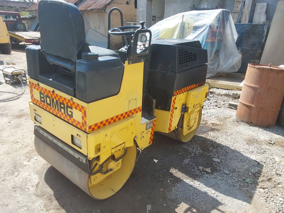 Продается BOMAG BW80AD