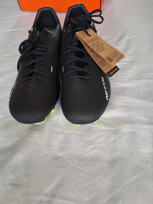 Футболни обувки NIKE Air Zoom Vapor 15 Academy FG/MG