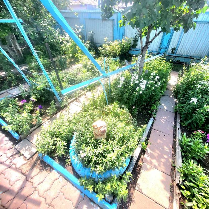 Дом / в районе 8 м-на