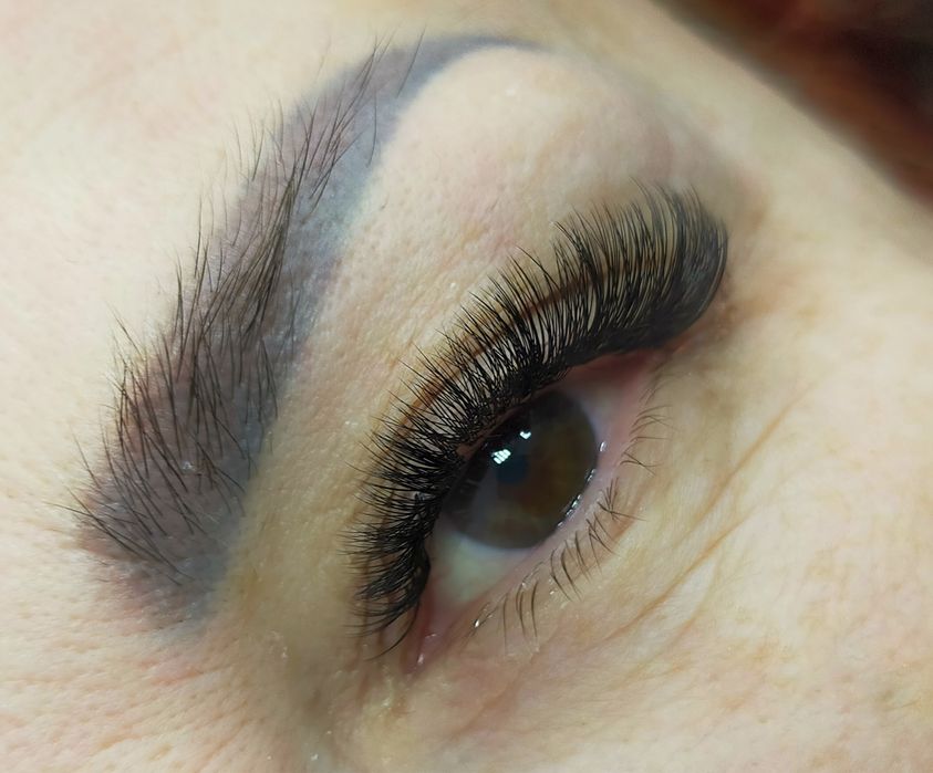 Наращивание ресниц