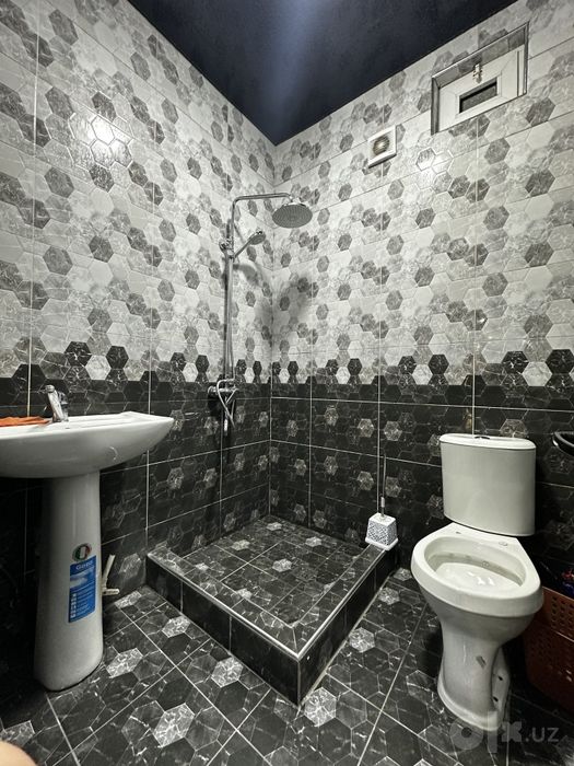 Dacha chorvoqda basseynlari issiq 6 kishilik