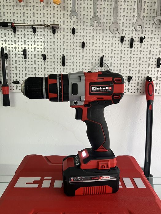 Masina de gaurit si insurubat einhell