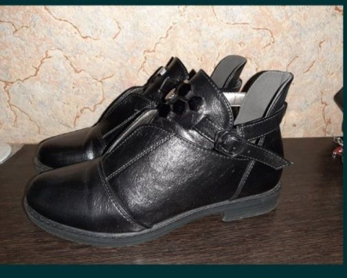 Туфли ботинки размер 38