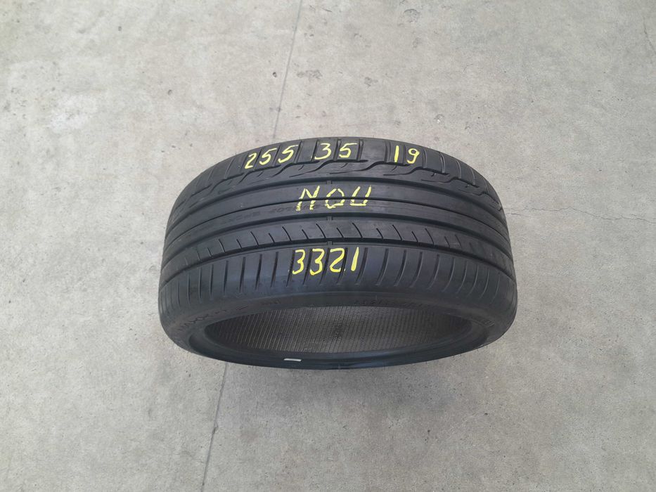 O anvelopa noua de vara 255 35 19 dunlop sportmaxx RT dot 3321