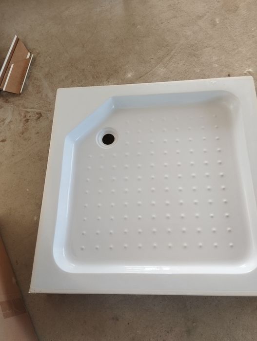 Продам падон для душа 80*80