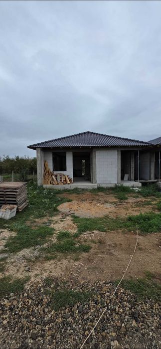 Casă de vânzare la gri  sau la cheie Teiuș