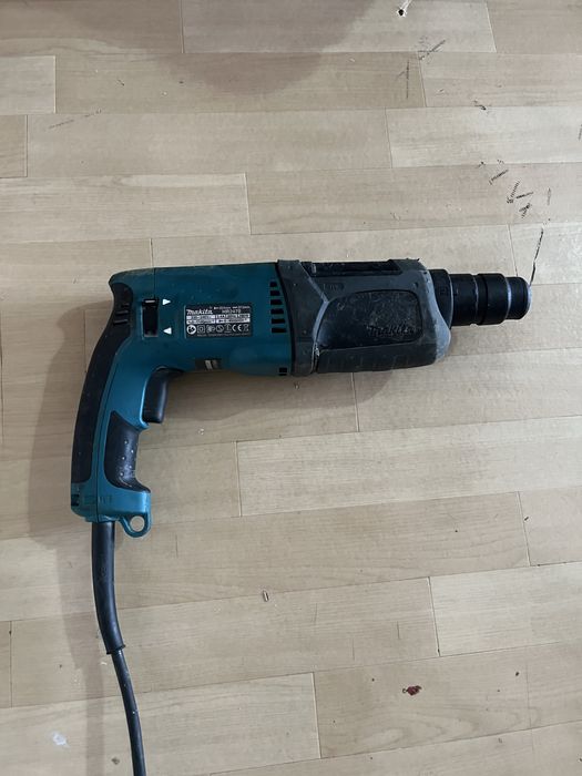 Перфоратор Makita 2470