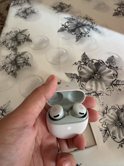 Pixel google buds 2a коробка