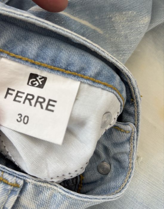 Дамски дънки FERRE