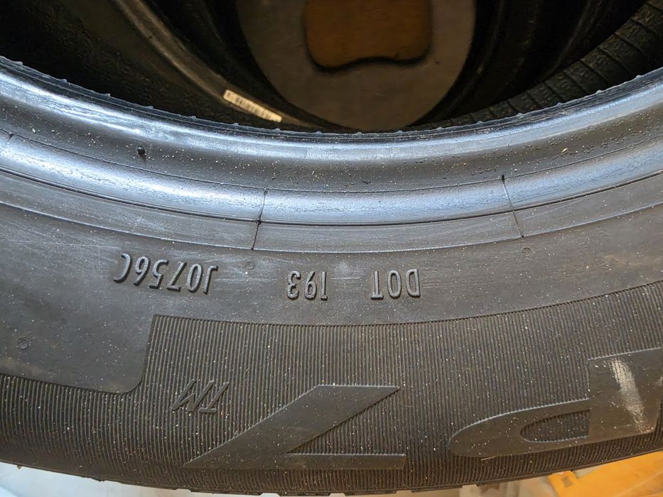 Cauciucuri de vară Pirelli P7 Sealinside 215/55 R17 – stare excelentă, ca noi