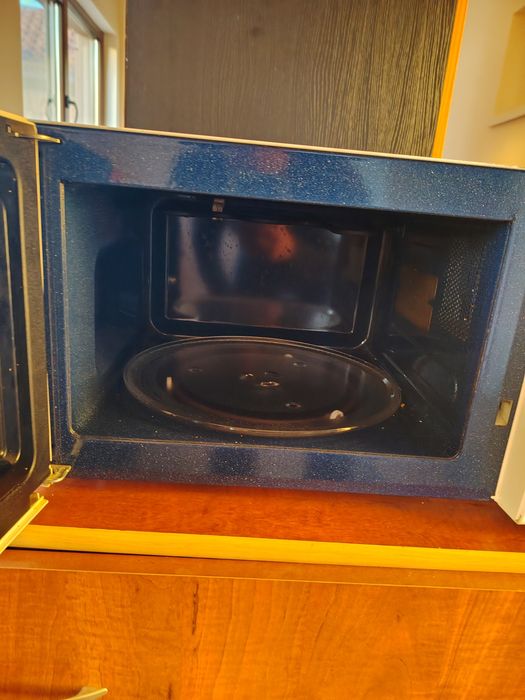 Vând cuptor cu microunde Samsung