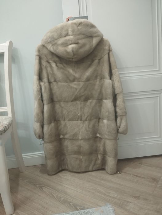 Продам Шубу норковую