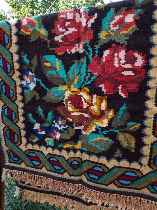 Котленски килими и черги