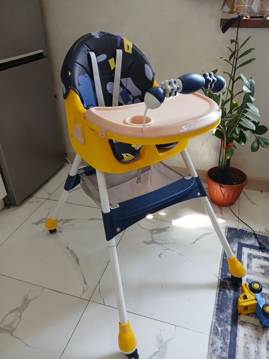 Продам детский стул