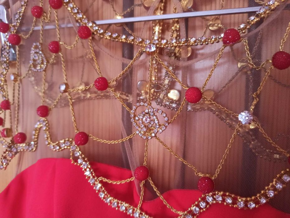 Вечерна, бална рокля