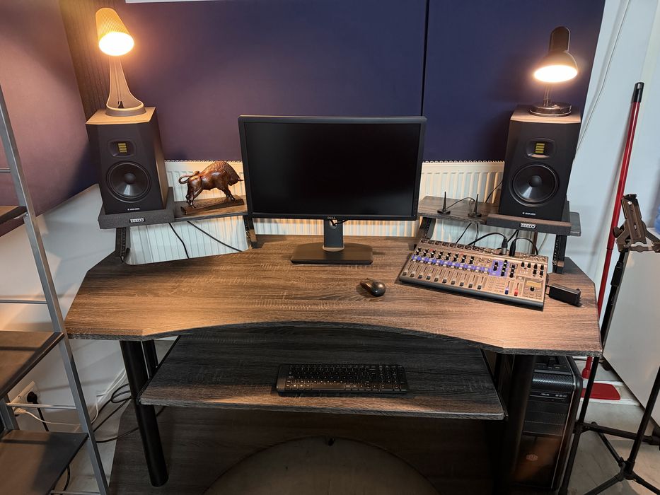 Birou,boxe,mixer studio inregistrari