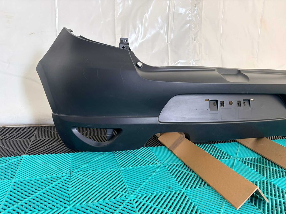 Bara spate Renault Clio 3 GT noua originala Renault