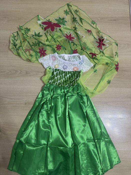 Продается карнавальный костюм-Эльза!