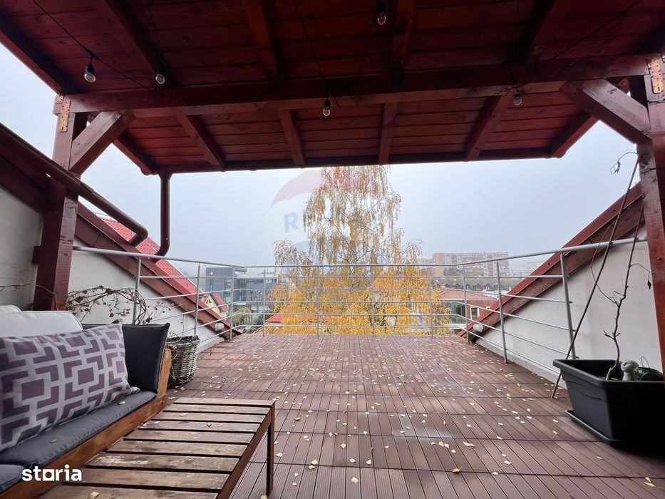 Penthouse cu 5 camere si terasa cu view de inchiriat in Grigorescu