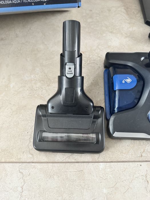 Aspirator vertical Rowenta X-Force Flex 12.60 Aqua