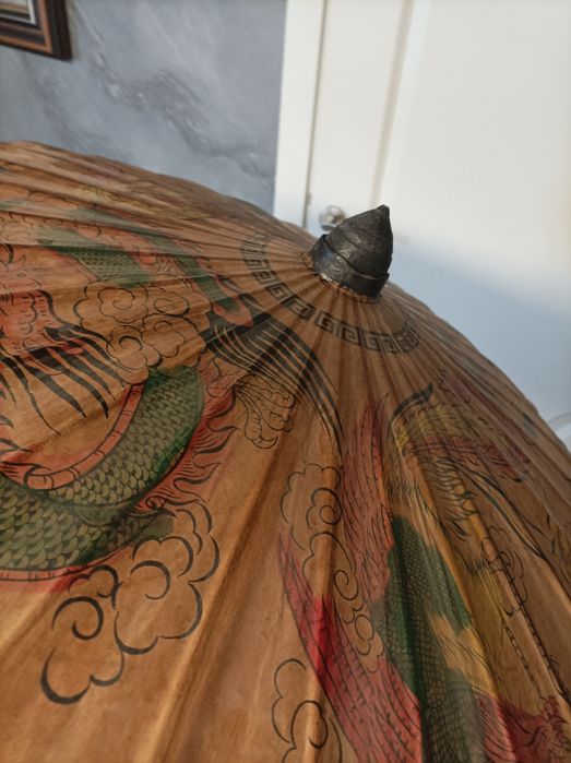 Много стар ретро колекционерски чадър от маслена хартия оригинален